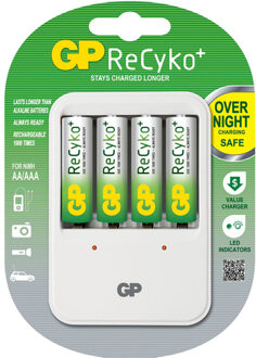 GP Powerbank PB420 + 4x AA Recyko