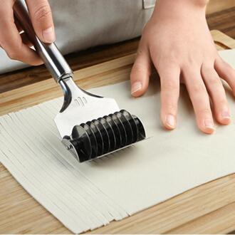 Groente Roll Crusher Rvs Noodle Maker Rooster Roller Docker Deeg Cutter Tool Keuken DIY Deeg Snijgereedschap
