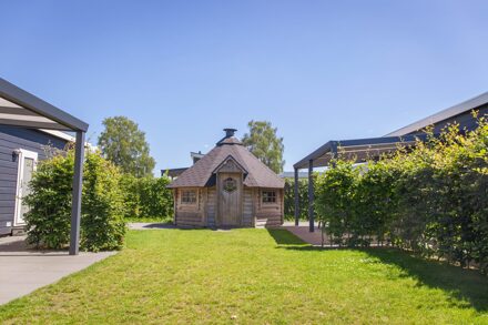 Groepsaccommodatie voor maximaal 12 personen met grillhuis op vakantiepark in Voorthuizen