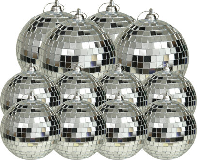Grote discobal kerstballen - 12x st - zilver - 6 en 8 cm - kunststof