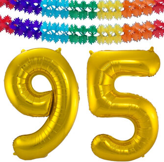 Grote folie ballonnen cijfer 95 in het goud 86 cm en 2x feestslingers