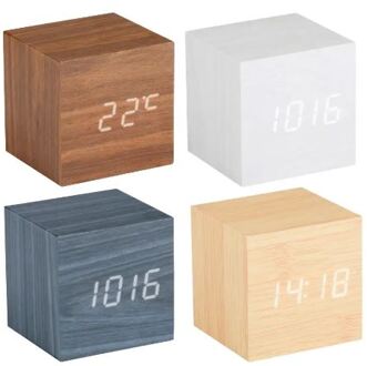 Grundig wekker digitaal houtnerf 6x6x6cm verschillende
