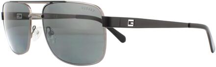 Guess Zonnebril GU6968 08D Glanzend Antraciet Grijs Gepolariseerd - maat