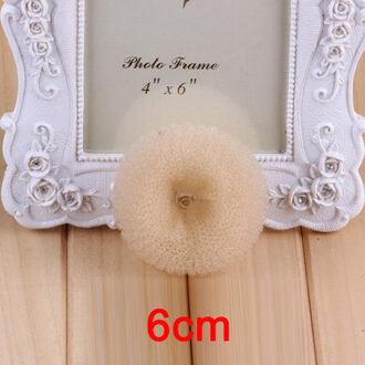 Haar Donut Magic Foam Sponge Grote Ring Hair Styling Gereedschap Accessoires Voor Meisjes Vrouwen Haar Donut Braider 6cm beige