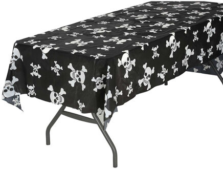 Halloween/horror thema feest tafelkleed - doodskoppen piraat - zwart/wit - plastic - 137 x 274 cm
