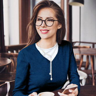 Halsketting Knoop van Echte Gecultiveerde Zoetwaterparels Rijstkorrel 5 mm en Barok 11 mm - maat Wit