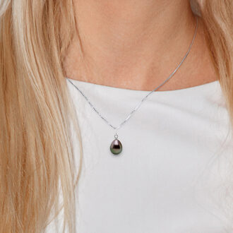 Hangers TAHITI Black Pear 89mm Wit Goud 18 Karaat Wordt geleverd met ketting Naturel