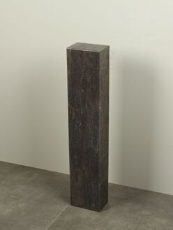 Hardstenen sokkel 80x20x15 cm