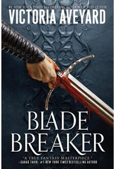 Harper Collins Us Realm Breaker (02): Blade Breaker - Victoria Aveyard