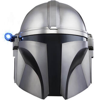 Hasbro Star Wars: The Black Series - The Mandalorian Electronic Helmet