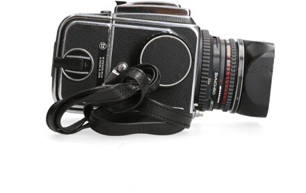 Hasselblad Foto's volgen - Hasselblad 500C/M + 80mm 2.8 Planar + A12