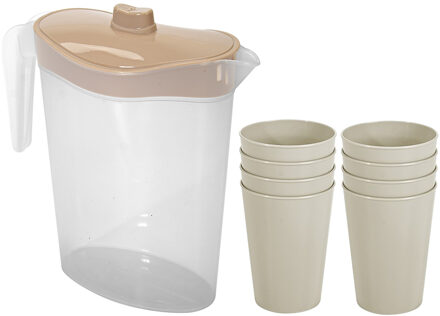 Hega hogar Waterkan/sapkan met deksel beige - 2,5 liter - kunststof - met 8x stuks kunststof glazen 300 ml