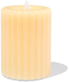 Hema Led-kaars ⌀7.5x10cm ribbel lichtgeel (lichtgeel)