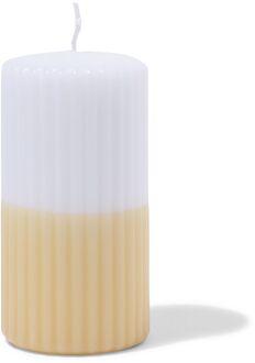 Hema Stompkaars ⌀7x13cm ribbel wit-lichtgeel (lichtgeel)