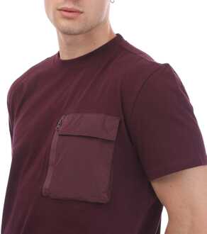 Heren Weekend Offender Takaji Parachute Pocket T-shirt in Bourgondië Bourgogne