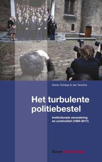 Het turbulente politiebestel - Boek Jan Terpstra (9462368546)
