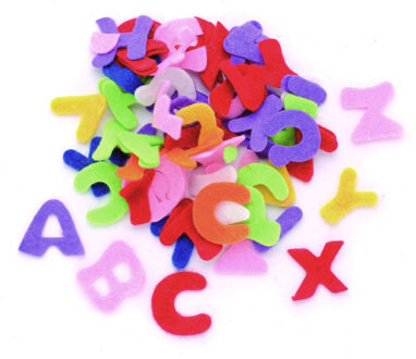 Hobby vilt gekleurde vilten letters - van 2,5 cm - 50x stuks - Knutselen - Alfabet letters Multi