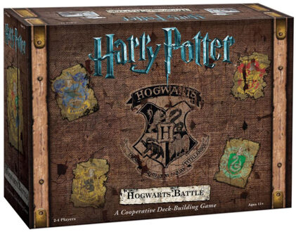 Hogwarts Battle - A Cooperative Deck Building Game (English)