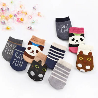 Home Decoration Cute Cartoon Knitting Non-slip Table Foot socks Cover Furniture Feet Sleeve Cover Protection Tables Leg Bottom