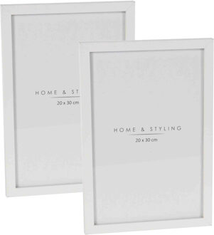 Home & Styling 2x Stuks Kunststof fotolijsten geschikt voor een foto van 20 x 30 cm