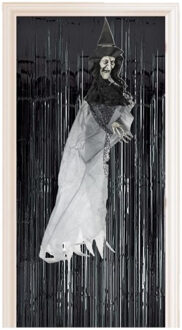 Horror decoratie pakket hangende heks pop met zwart deurgordijn