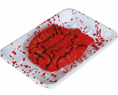 Horror nep hersenen op schaaltje - bebloede lichaamsdelen - 18 x 13 cm - Halloween decoraties Rood