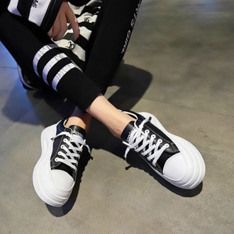 Hot seasons jogging shoes Women's Vulcanize Shoes Zapatillas Women's Vulcanize Shoes outdoor hiking air cushion flat shoes large