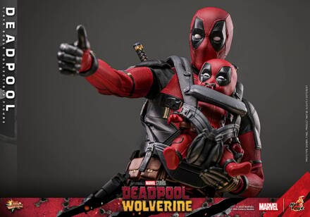 Hot Toys 1:6 Deadpool - Deadpool & Wolverine