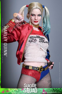 Hot Toys 1/6 Harley Quinn - Suicide Squad