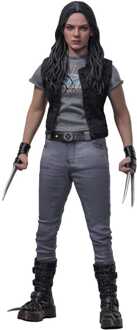 Hot Toys Deadpool & Wolverine Movie Masterpiece Action Figure 1/6 X-23 27 cm