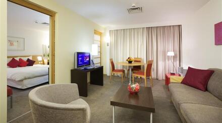 Hotel Novotel London West