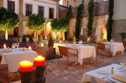 Hotel Puerta de la Luna