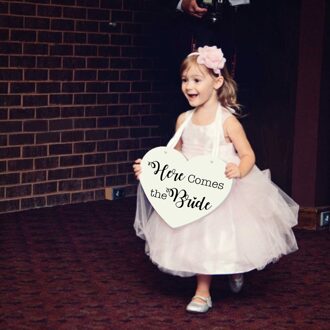 Houten Hart Hier Komt de Bruid met En ze leefden Gelukkig Ooit Na Bruiloft Bloem Meisje Teken, ringkussen Teken, Scherpe afbeelding stijl