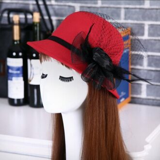 HT1223 Stijlvolle Vintage Vrouwen Hoeden Met Veer Mesh Dames Brede Rand Wol Bowler Fedora Hoeden Solid Red Floppy Cloche Emmer hoeden Rood