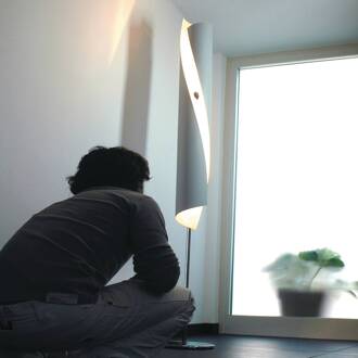 Hué - Vloerlamp in wit