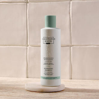 Hydrating Shampoo with Aloe Vera 250ml