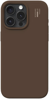 iDeal of Sweden Silicone Case met MagSafe voor de Apple iPhone 15 Pro Max - Mocha Mousse Bruin