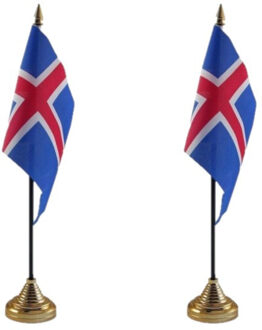 IJsland tafelvlaggetjes - 2x stuks - 10 x 15 cm - met gouden standaard - H27 cm - versiering