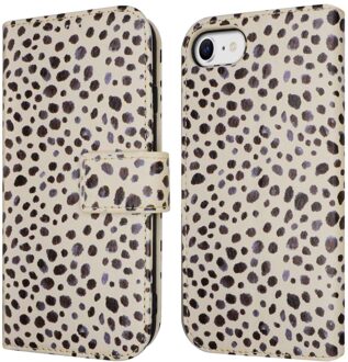 Imoshion Design Bookcase voor de Apple iPhone SE (2022 / 2020) / 8 / 7 / 6(s) - Black And White Dots Meerkleurig