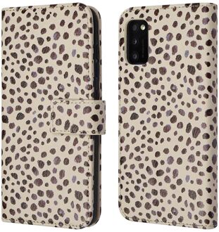 Imoshion Design Bookcase voor de Samsung Galaxy A41 - Black And White Dots Meerkleurig