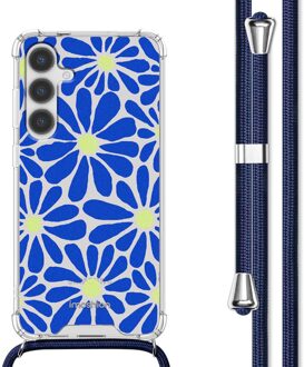 Imoshion Design hoesje met koord voor de Samsung Galaxy S24 - Cobalt Blue Flowers Connect Meerkleurig