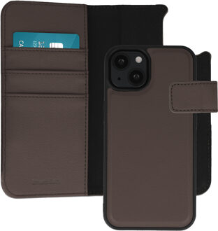 Imoshion Uitneembare 2-in-1 Luxe Bookcase voor de Apple iPhone 13 - Bruin