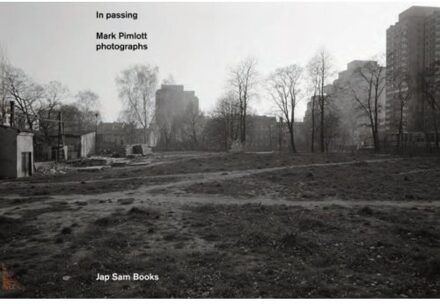 In Passing - Boek Jap Sam Books (9490322164)