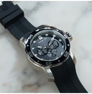 Invicta Pro Diver - SCUBA 45721 Heren Horloge - Quartz Uurwerk - Roestvrij Staal met zwarte Wijzerplaat - 48mm Zilver