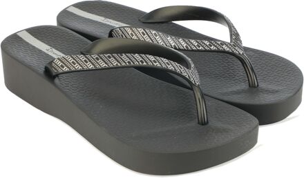 Ipanema Mesh Wedge Links teenslippers voor dames, zwart