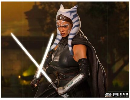 Iron Studios Ahsoka Tano Star Wars Legacy Replica 1/4 Collectible Statue (64cm)