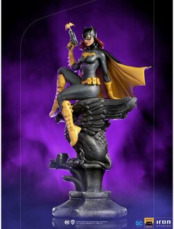 Iron Studios DC Comics Deluxe Art Scale Statue 1/10 Batgirl 26 cm