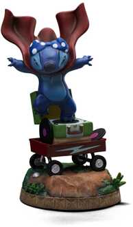 Iron Studios Lilo & Stitch Art Scale Statue 1/10 Stitch Laundry 19 cm
