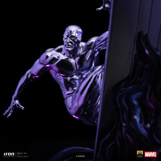 Iron Studios Marvel Infinity Gauntlet Diorama Art Scale 1/10 Silver Surfer Deluxe Figure