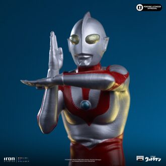 Iron Studios Ultraman Ultraman Art Scale 1/10 Statue